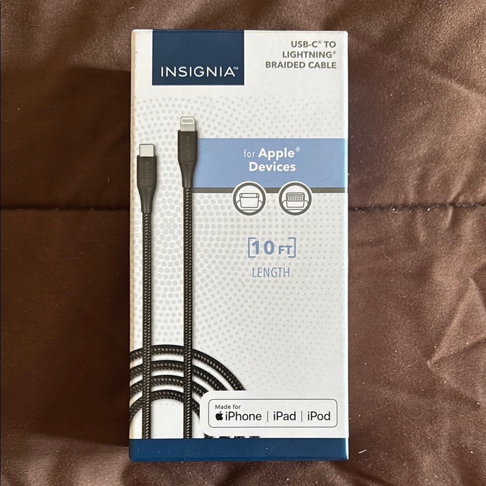 Insignia USB-C to Lightning Braided Cable
